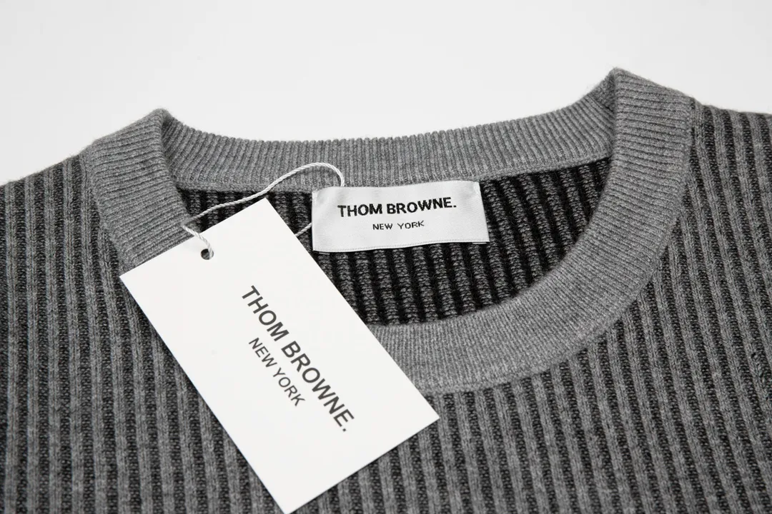 Thom Browne ➡️ ， Retro Same Style Versatile : Dark Gray Size：M-2XL
